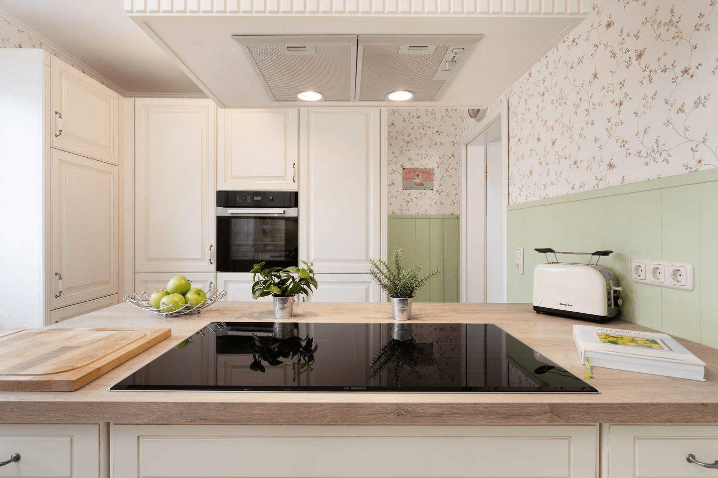 Prodej domu 264 m², pozemek 774 m², Malente-Neukirchen, Šlesvicko-Holštýnsko Prodej domu 264 m², pozemek 774 m², Malente-Neukirchen, Šlesvicko-Holštýnsko