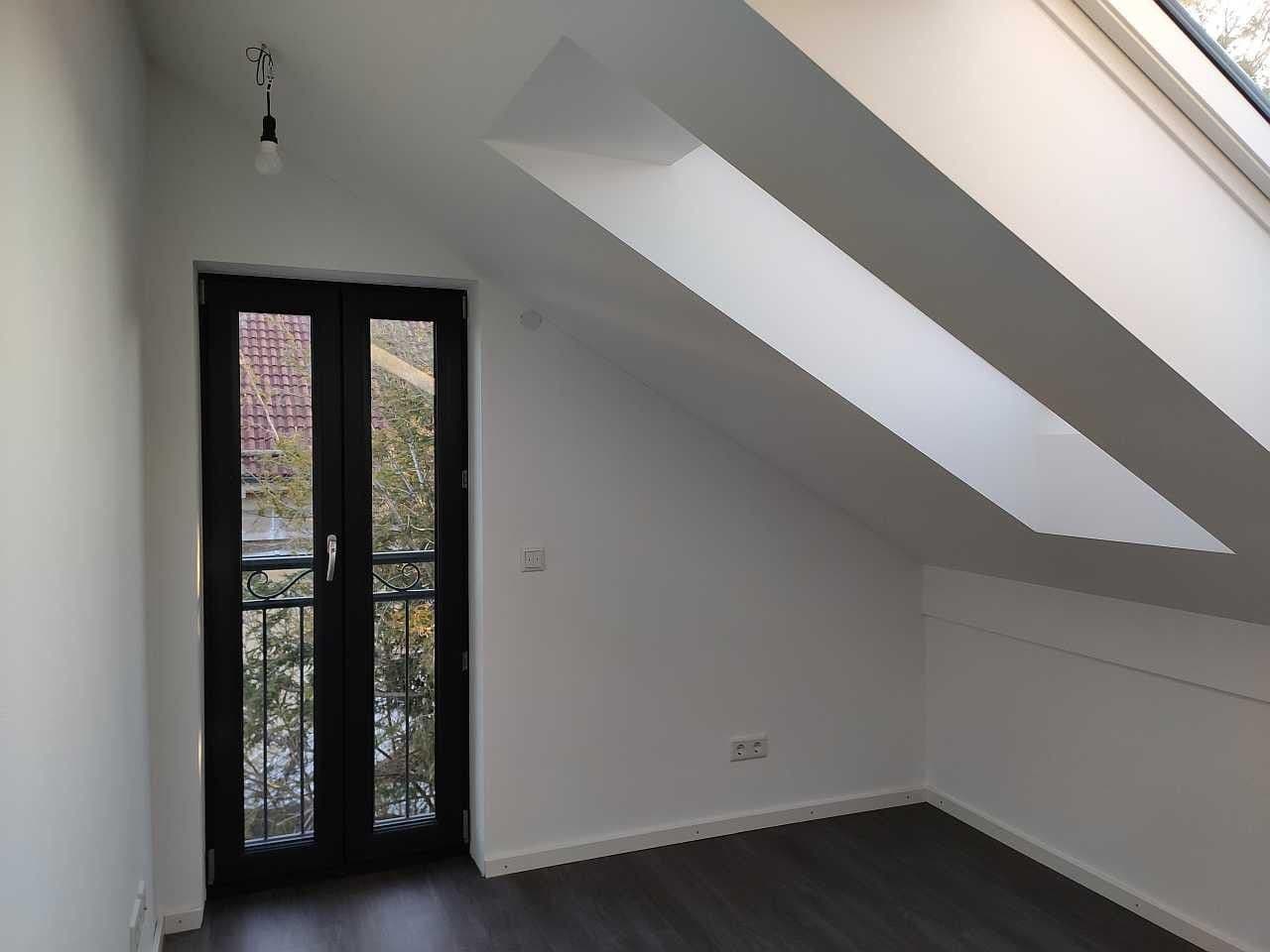 Pronájem domu 145 m², pozemek 350 m², Schopenhauerstr. 2A, Neubiberg, Bavorsko Pronájem domu 145 m², pozemek 350 m², Schopenhauerstr. 2A, Neubiberg, Bavorsko