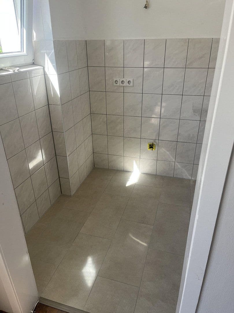 Prodej bytu 1+1 33 m², Köln, Severní Porýní-Vestfálsko Prodej bytu 1+1 33 m², Köln, Severní Porýní-Vestfálsko
