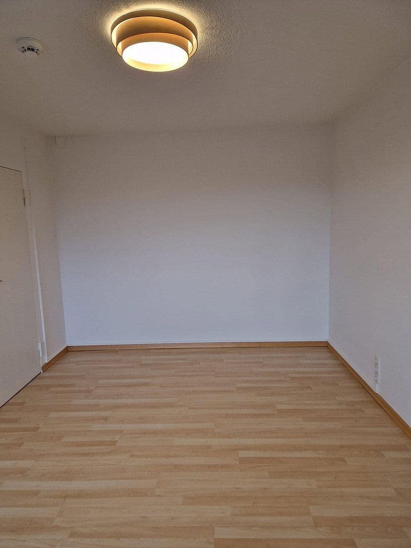 Pronájem bytu 1+1 15 m², Berliner Str. 31, Mainz, Porýní-Falc Pronájem bytu 1+1 15 m², Berliner Str. 31, Mainz, Porýní-Falc