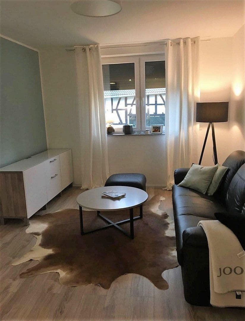 Pronájem bytu 2+1 73 m², Siegfeldstr. 1c, Hennef (Sieg), Severní Porýní-Vestfálsko Pronájem bytu 2+1 73 m², Siegfeldstr. 1c, Hennef (Sieg), Severní Porýní-Vestfálsko