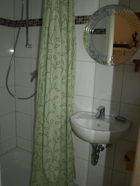 Prodej domu 260 m², pozemek 470 m², Ollerlohstraße 50a, Elmshorn, Šlesvicko-Holštýnsko Prodej domu 260 m², pozemek 470 m², Ollerlohstraße 50a, Elmshorn, Šlesvicko-Holštýnsko
