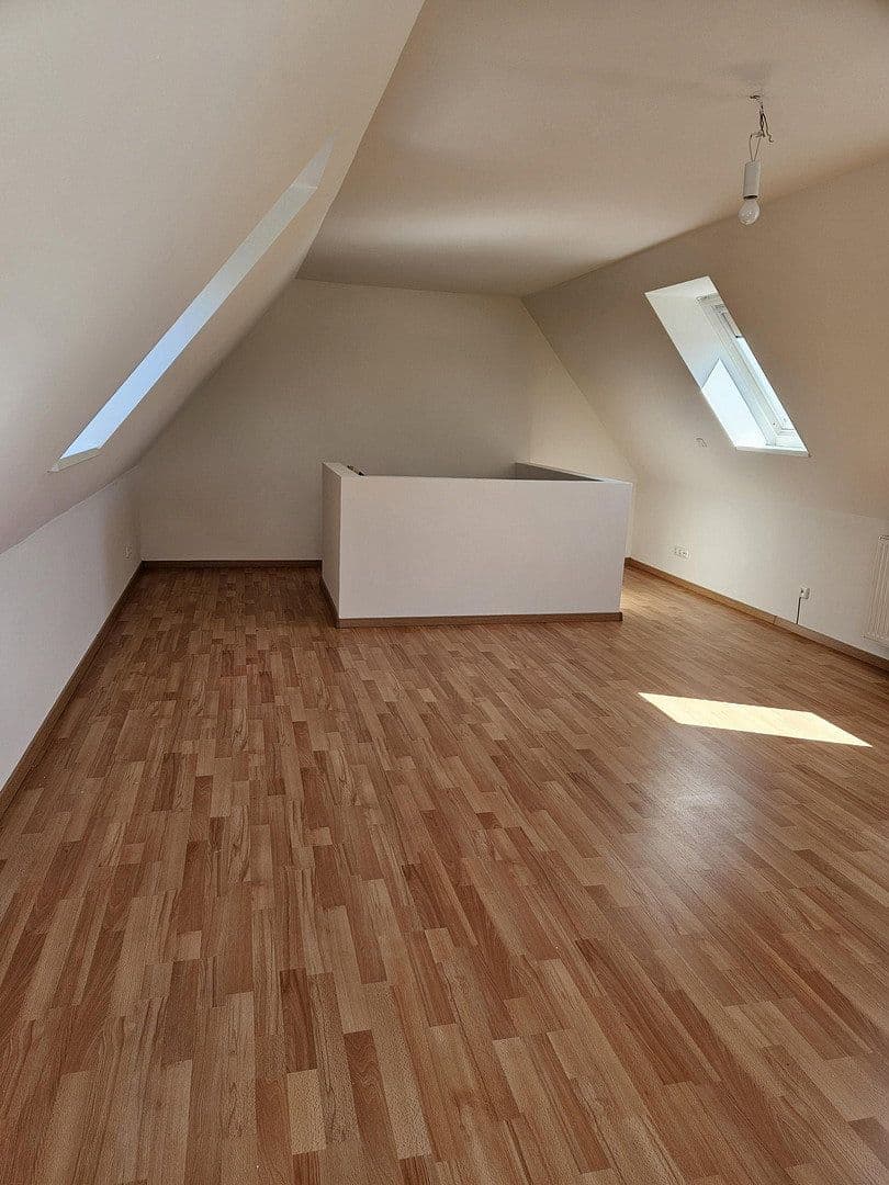 Prodej domu 260 m², pozemek 470 m², Ollerlohstraße 50a, Elmshorn, Šlesvicko-Holštýnsko Prodej domu 260 m², pozemek 470 m², Ollerlohstraße 50a, Elmshorn, Šlesvicko-Holštýnsko
