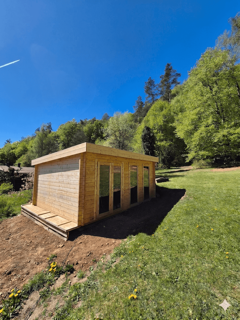 Prodej domu 318 m², pozemek 1.623 m², Neukirchen bei Sulzbach-Rosenberg, Bavorsko Prodej domu 318 m², pozemek 1.623 m², Neukirchen bei Sulzbach-Rosenberg, Bavorsko