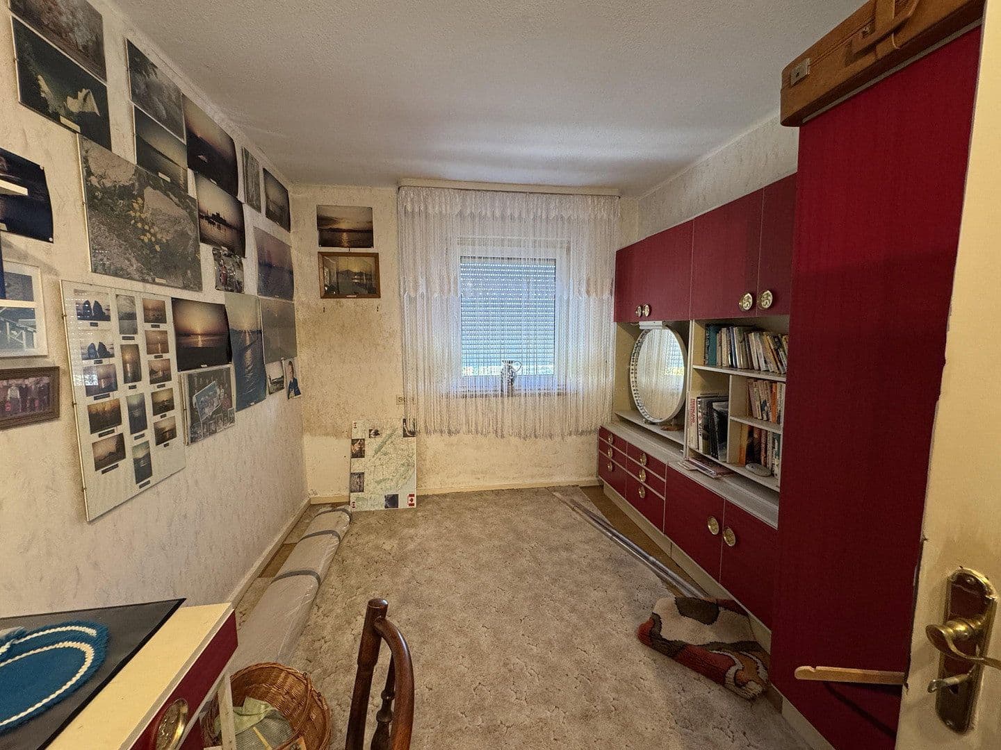Prodej domu 120 m², pozemek 330 m², Friedhofstraße 3, Höheinöd, Porýní-Falc Prodej domu 120 m², pozemek 330 m², Friedhofstraße 3, Höheinöd, Porýní-Falc