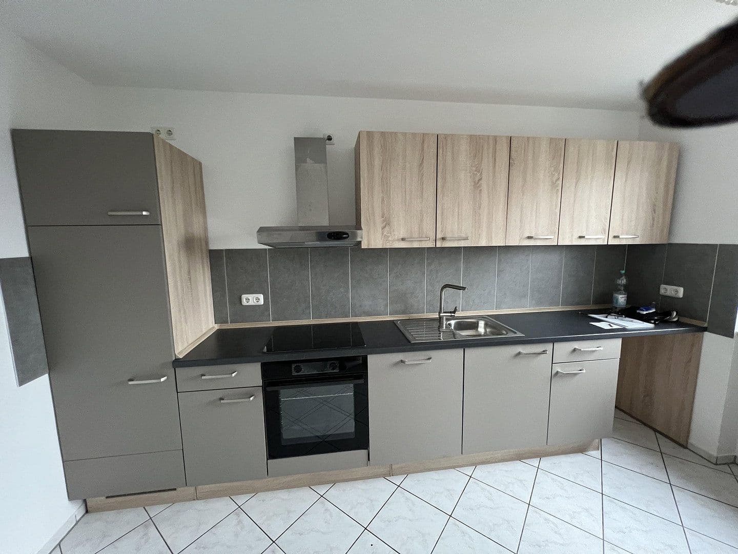 Prodej domu 203 m², pozemek 357 m², Beratzhausen, Bavorsko Prodej domu 203 m², pozemek 357 m², Beratzhausen, Bavorsko