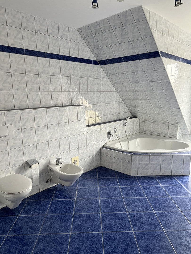Prodej domu 203 m², pozemek 357 m², Beratzhausen, Bavorsko Prodej domu 203 m², pozemek 357 m², Beratzhausen, Bavorsko