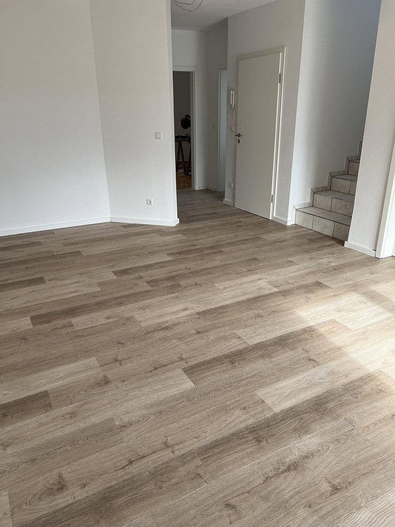 Prodej domu 203 m², pozemek 357 m², Beratzhausen, Bavorsko Prodej domu 203 m², pozemek 357 m², Beratzhausen, Bavorsko