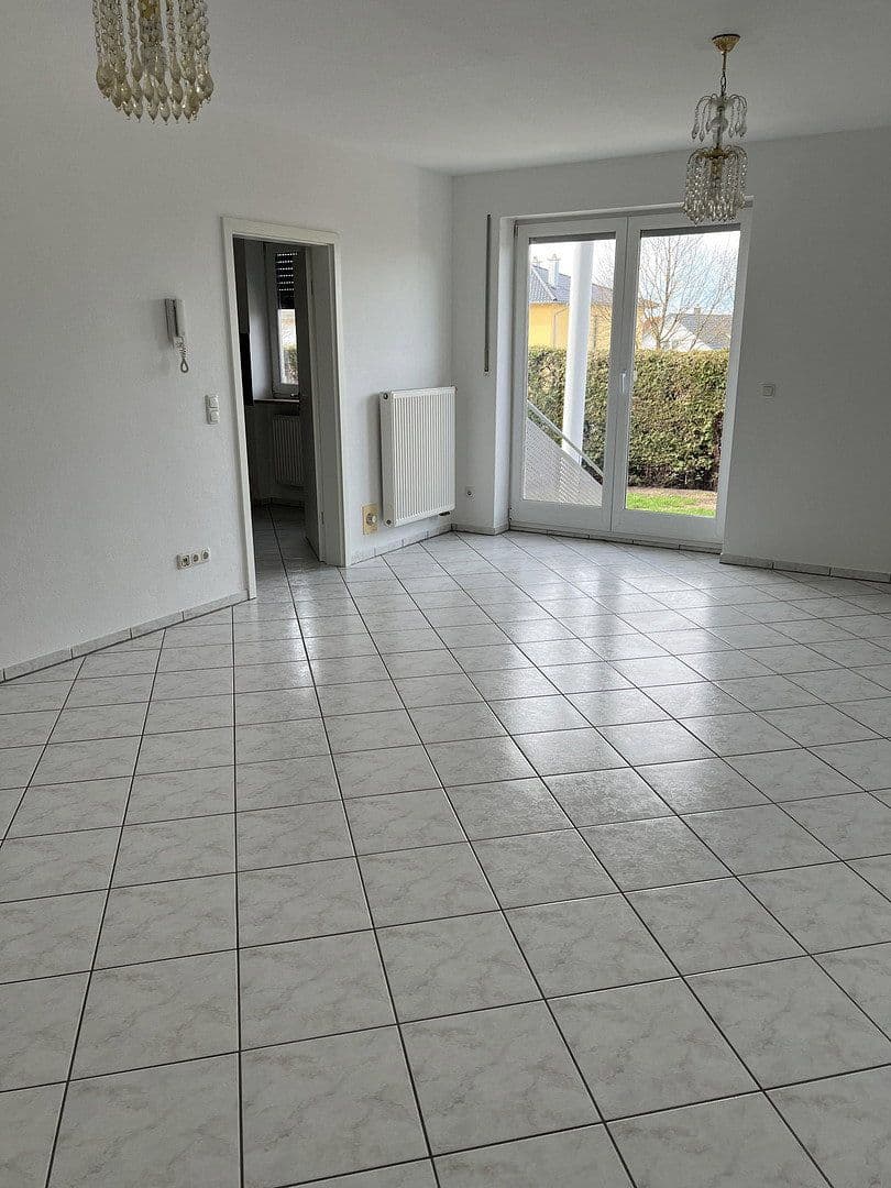 Prodej domu 203 m², pozemek 357 m², Beratzhausen, Bavorsko Prodej domu 203 m², pozemek 357 m², Beratzhausen, Bavorsko