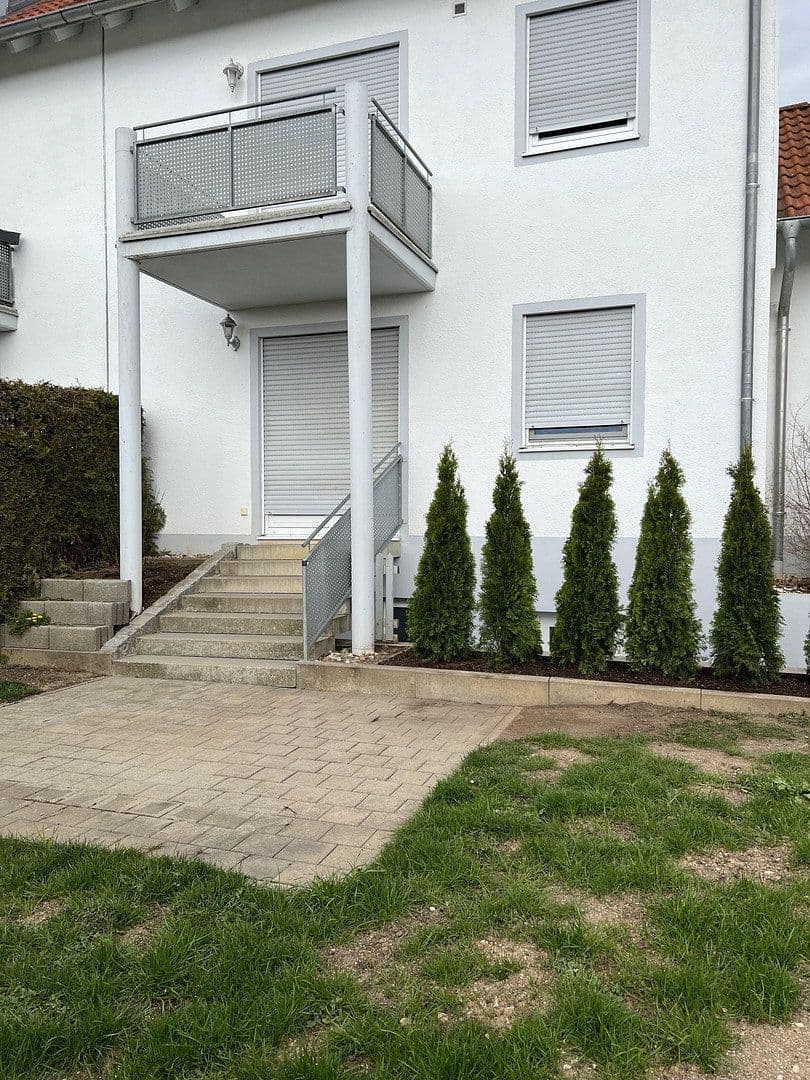 Prodej domu 203 m², pozemek 357 m², Beratzhausen, Bavorsko Prodej domu 203 m², pozemek 357 m², Beratzhausen, Bavorsko