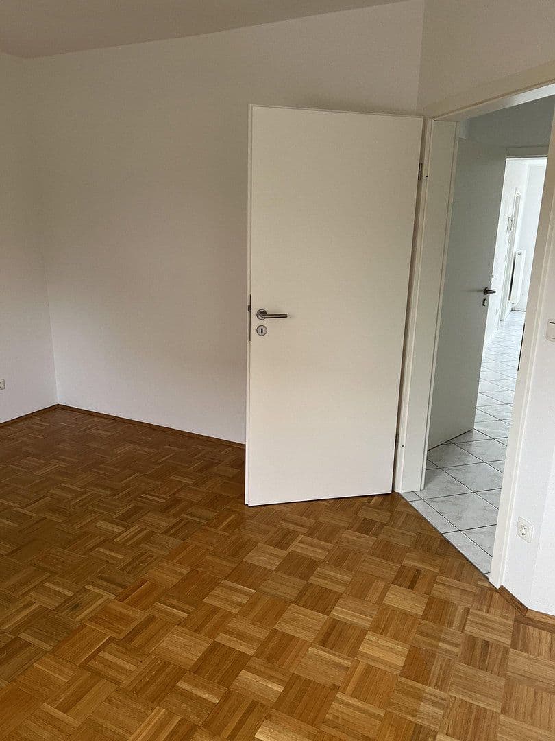 Prodej domu 203 m², pozemek 357 m², Beratzhausen, Bavorsko Prodej domu 203 m², pozemek 357 m², Beratzhausen, Bavorsko
