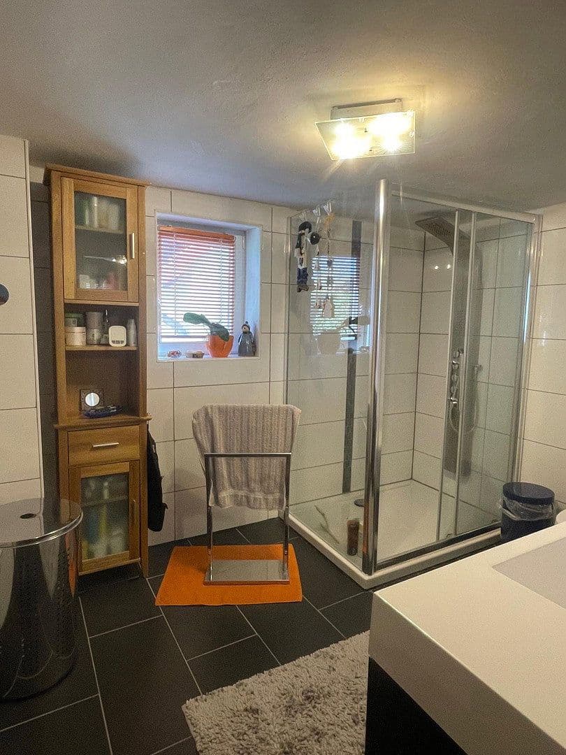 Prodej domu 115 m², pozemek 317 m², Korbach, Hessen Prodej domu 115 m², pozemek 317 m², Korbach, Hessen