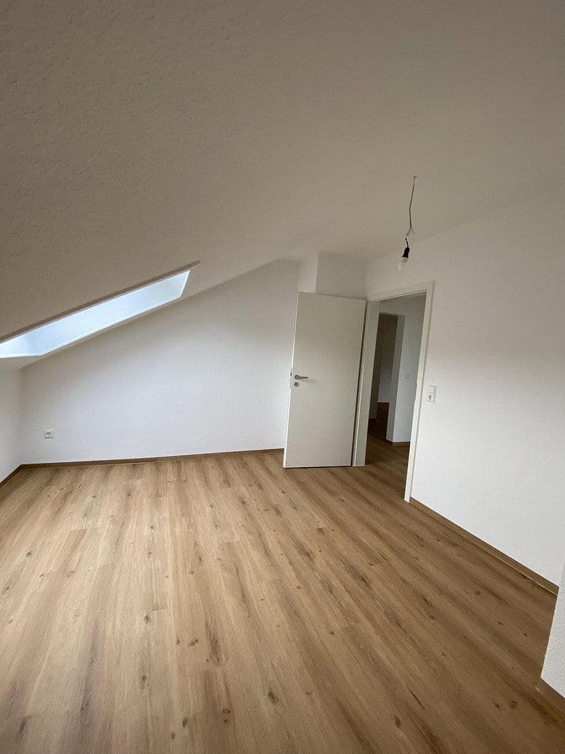 Pronájem bytu 2+1 54 m², Schöntal, Bádensko-Württembersko Pronájem bytu 2+1 54 m², Schöntal, Bádensko-Württembersko