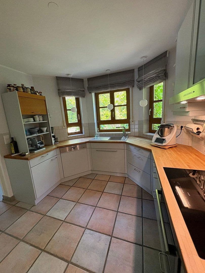 Prodej domu 188 m², pozemek 700 m², Leichlingen, Severní Porýní-Vestfálsko Prodej domu 188 m², pozemek 700 m², Leichlingen, Severní Porýní-Vestfálsko