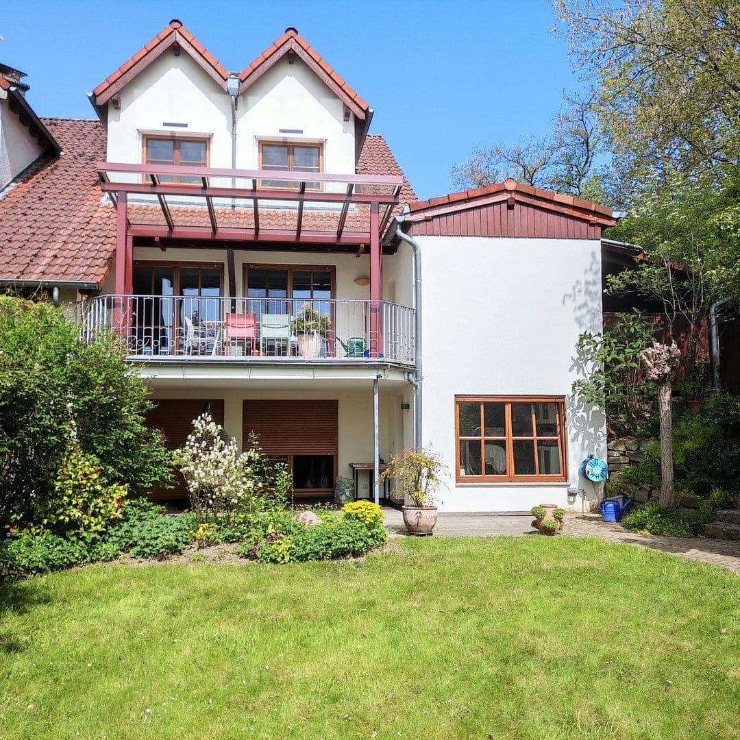 Prodej domu 188 m², pozemek 700 m², Leichlingen, Severní Porýní-Vestfálsko Prodej domu 188 m², pozemek 700 m², Leichlingen, Severní Porýní-Vestfálsko