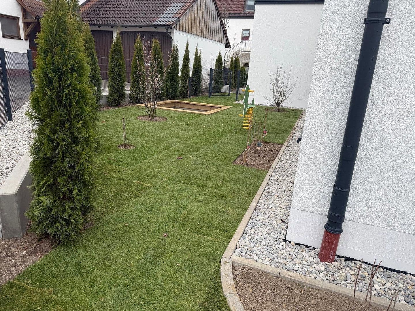 Pronájem bytu 3+1 94 m², Dorfstraße 11b, Germering, Bavorsko Pronájem bytu 3+1 94 m², Dorfstraße 11b, Germering, Bavorsko