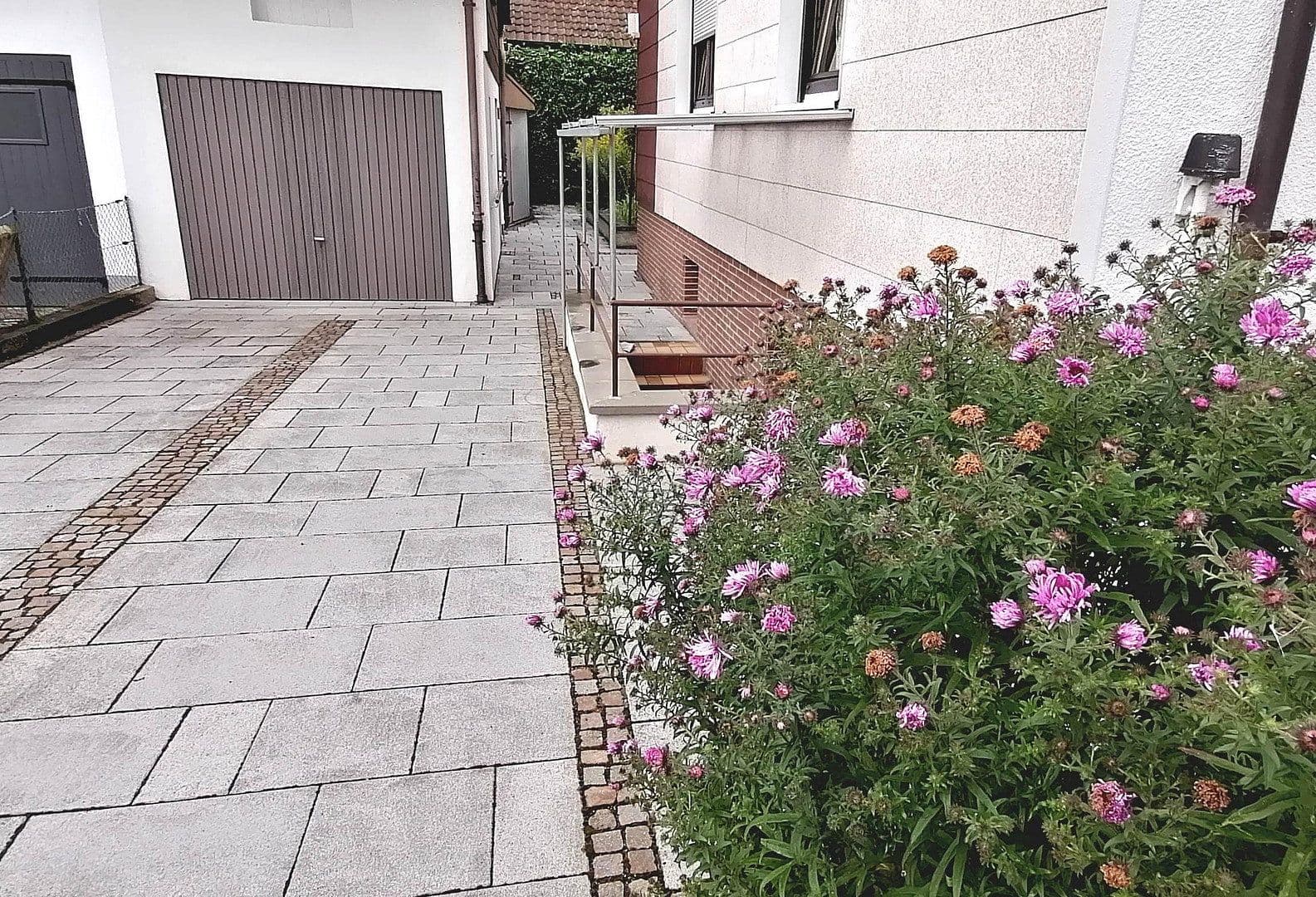 Prodej domu 170 m², pozemek 475 m², Markgröningen, Bádensko-Württembersko Prodej domu 170 m², pozemek 475 m², Markgröningen, Bádensko-Württembersko