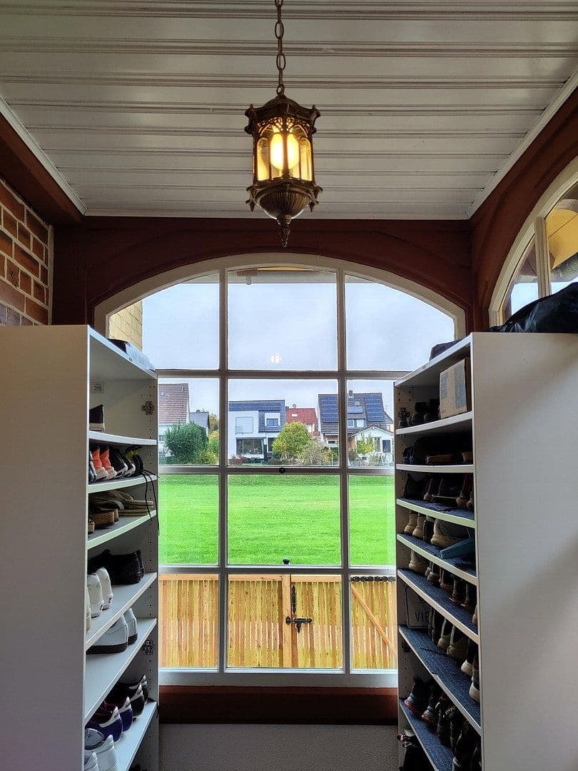 Prodej domu 222 m², pozemek 637 m², Ahnatalstraße 58, Kassel, Hessen Prodej domu 222 m², pozemek 637 m², Ahnatalstraße 58, Kassel, Hessen
