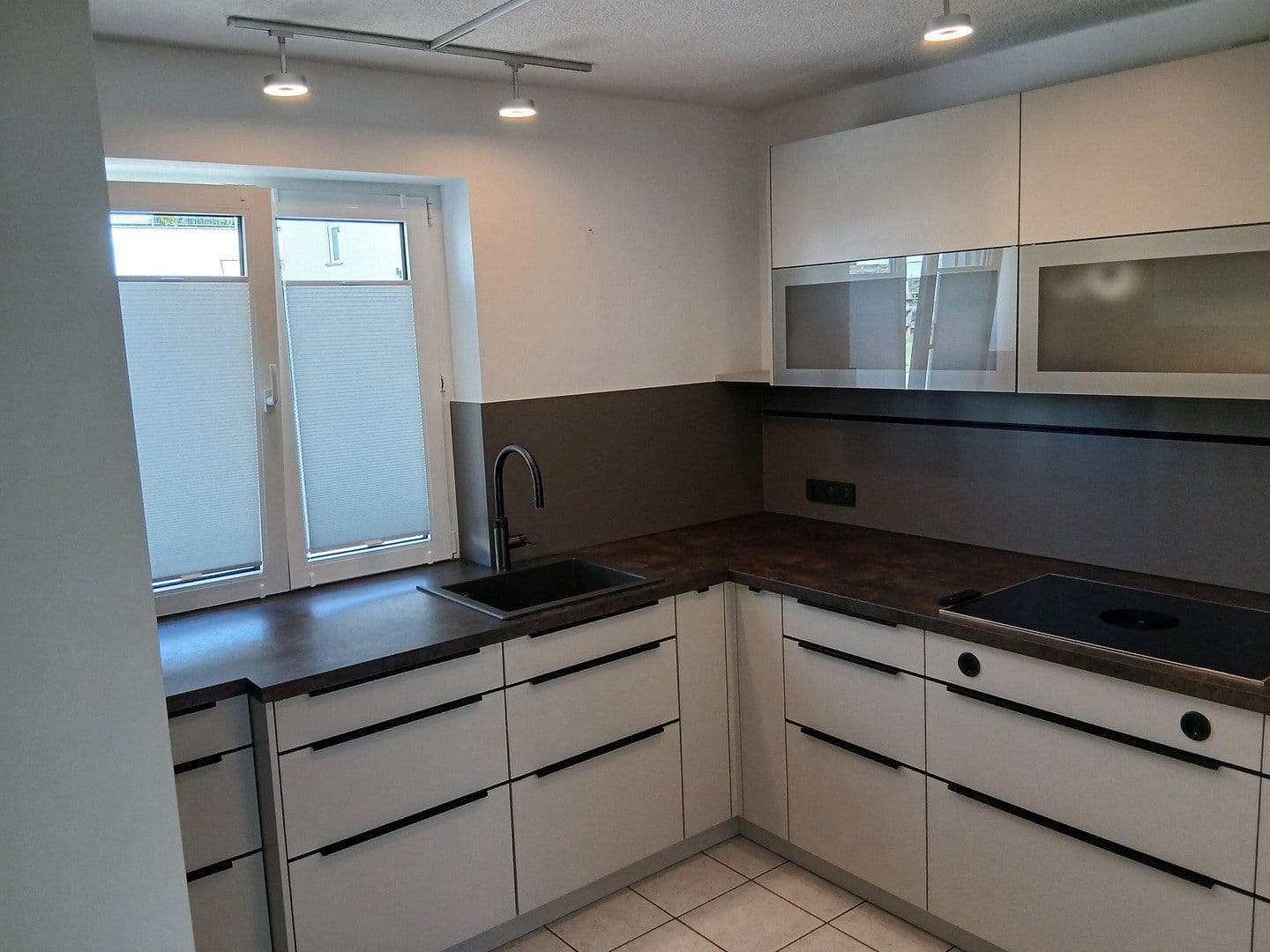 Prodej domu 174 m², pozemek 648 m², Arnstein, Bavorsko Prodej domu 174 m², pozemek 648 m², Arnstein, Bavorsko