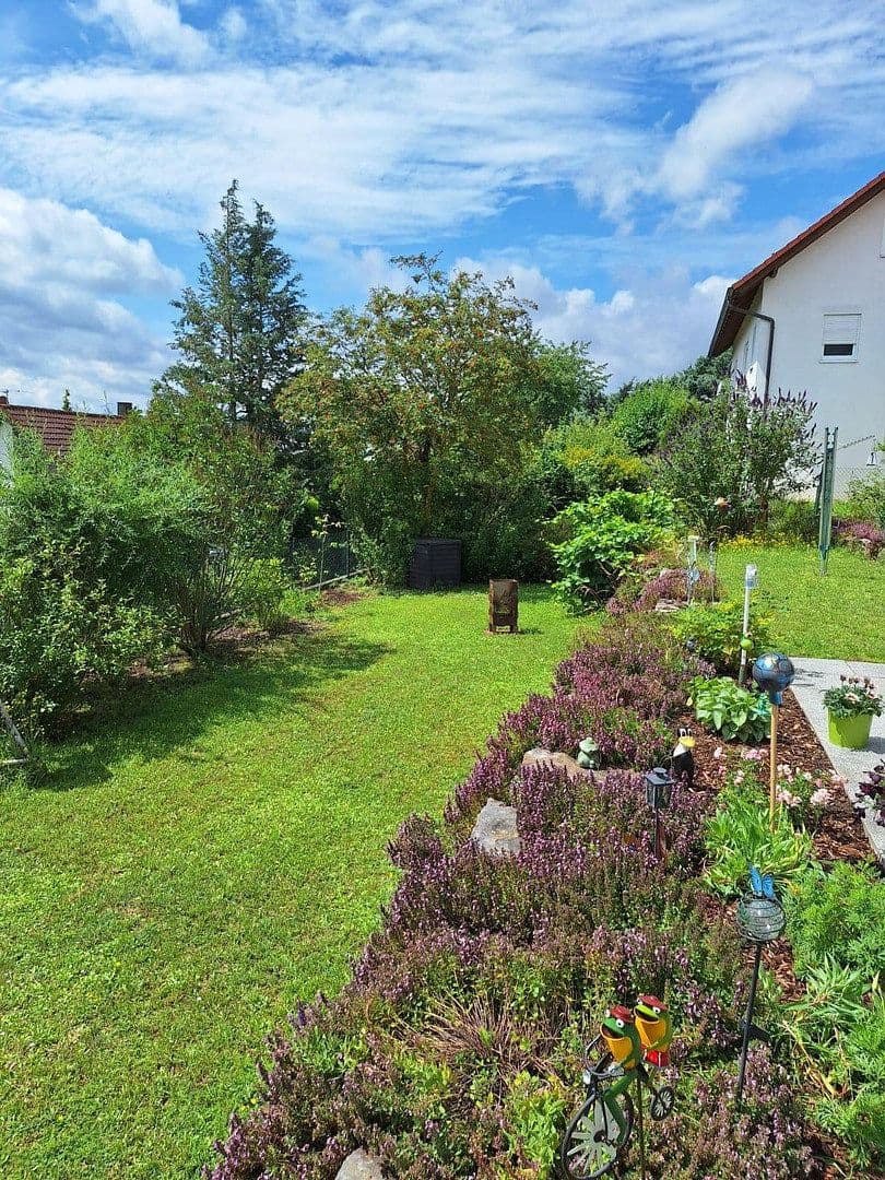 Prodej domu 174 m², pozemek 648 m², Arnstein, Bavorsko Prodej domu 174 m², pozemek 648 m², Arnstein, Bavorsko