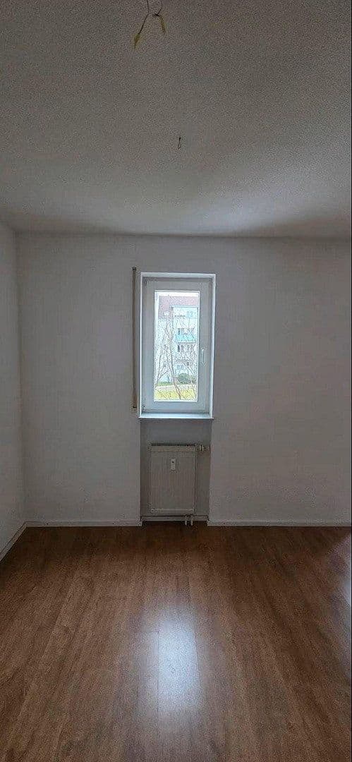Pronájem bytu 2+1 58 m², Überlinger Str. 59, Singen (Hohentwiel), Bádensko-Württembersko Pronájem bytu 2+1 58 m², Überlinger Str. 59, Singen (Hohentwiel), Bádensko-Württembersko