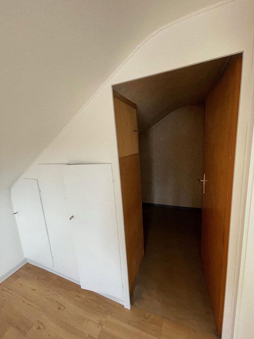 Prodej domu 100 m², pozemek 111 m², Kernen im Remstal, Bádensko-Württembersko Prodej domu 100 m², pozemek 111 m², Kernen im Remstal, Bádensko-Württembersko
