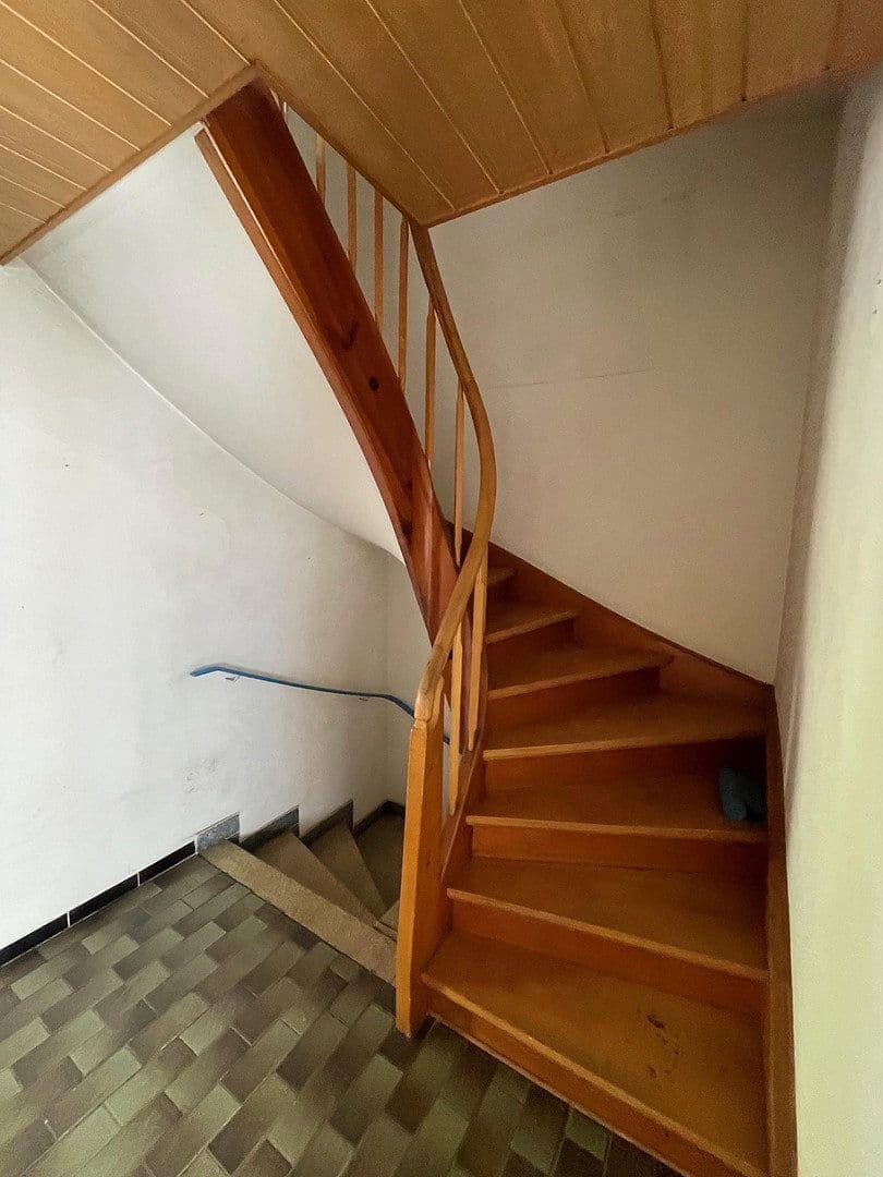 Prodej domu 100 m², pozemek 111 m², Kernen im Remstal, Bádensko-Württembersko Prodej domu 100 m², pozemek 111 m², Kernen im Remstal, Bádensko-Württembersko