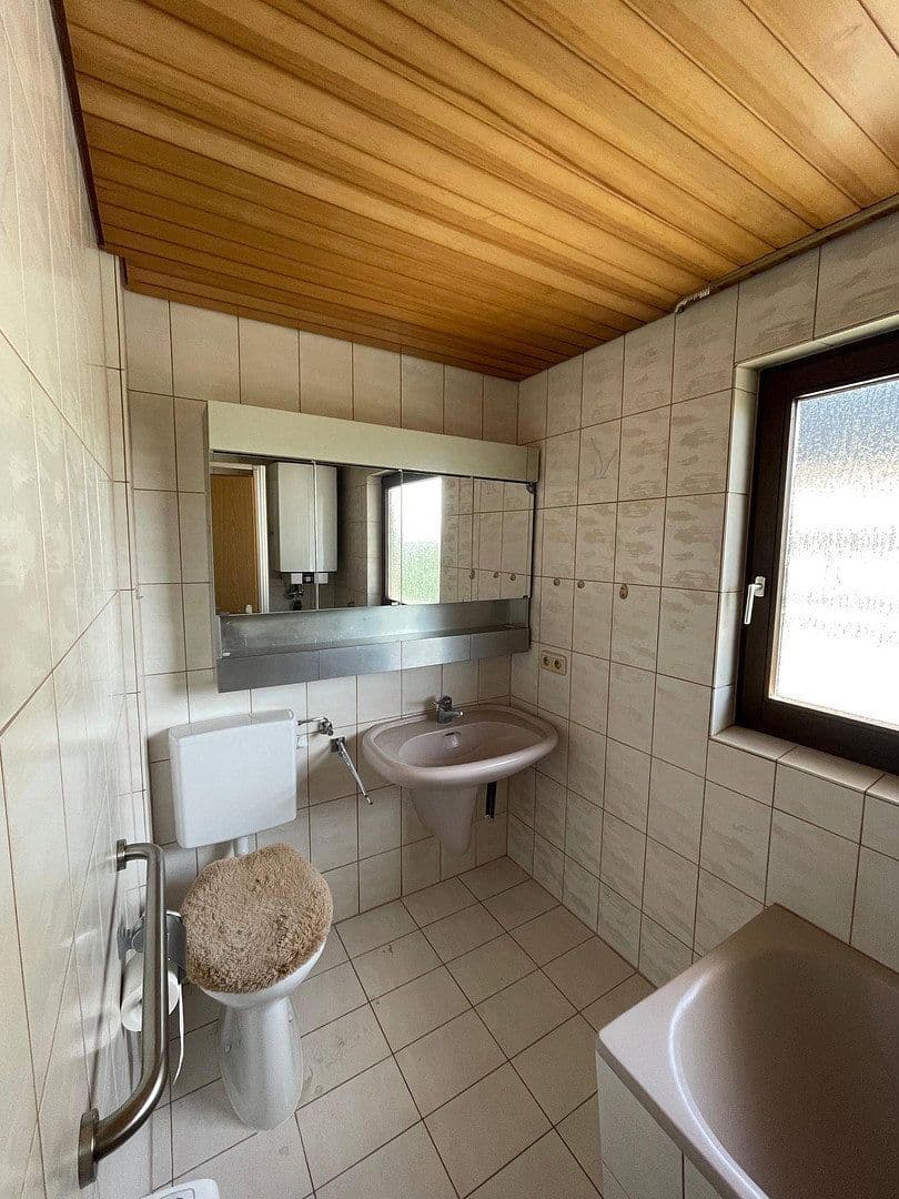 Prodej domu 100 m², pozemek 111 m², Kernen im Remstal, Bádensko-Württembersko Prodej domu 100 m², pozemek 111 m², Kernen im Remstal, Bádensko-Württembersko