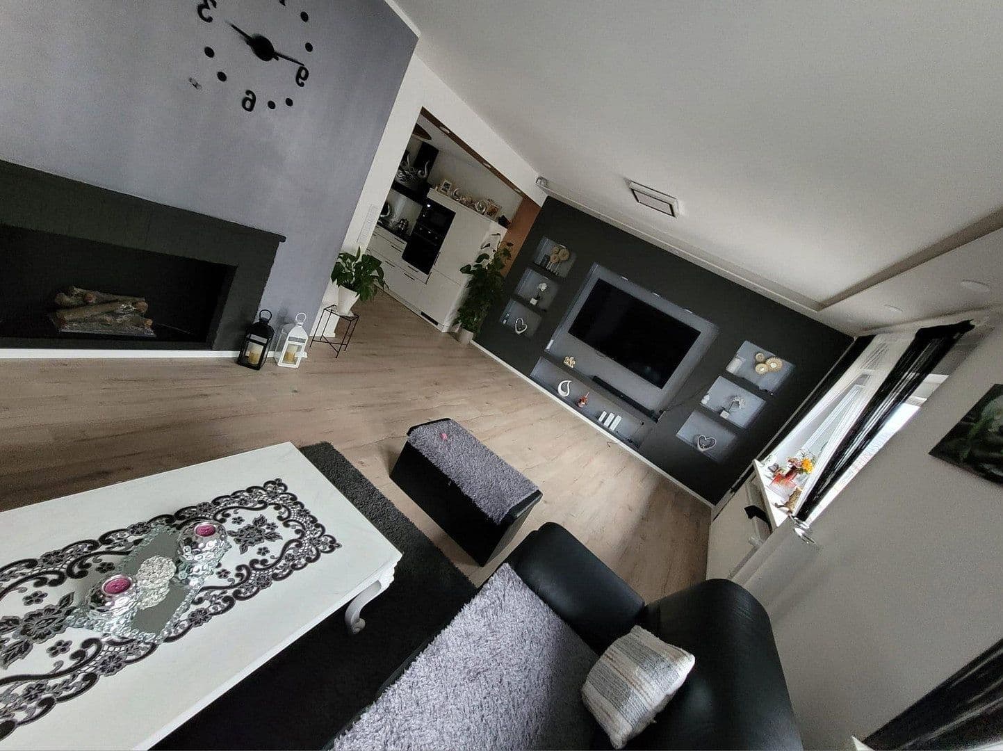 Prodej domu 175 m², pozemek 381 m², Kaiserslautern, Porýní-Falc Prodej domu 175 m², pozemek 381 m², Kaiserslautern, Porýní-Falc
