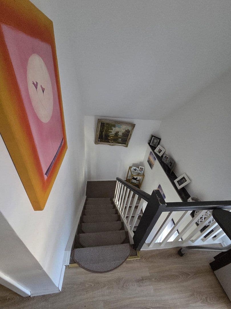 Prodej domu 175 m², pozemek 381 m², Kaiserslautern, Porýní-Falc Prodej domu 175 m², pozemek 381 m², Kaiserslautern, Porýní-Falc