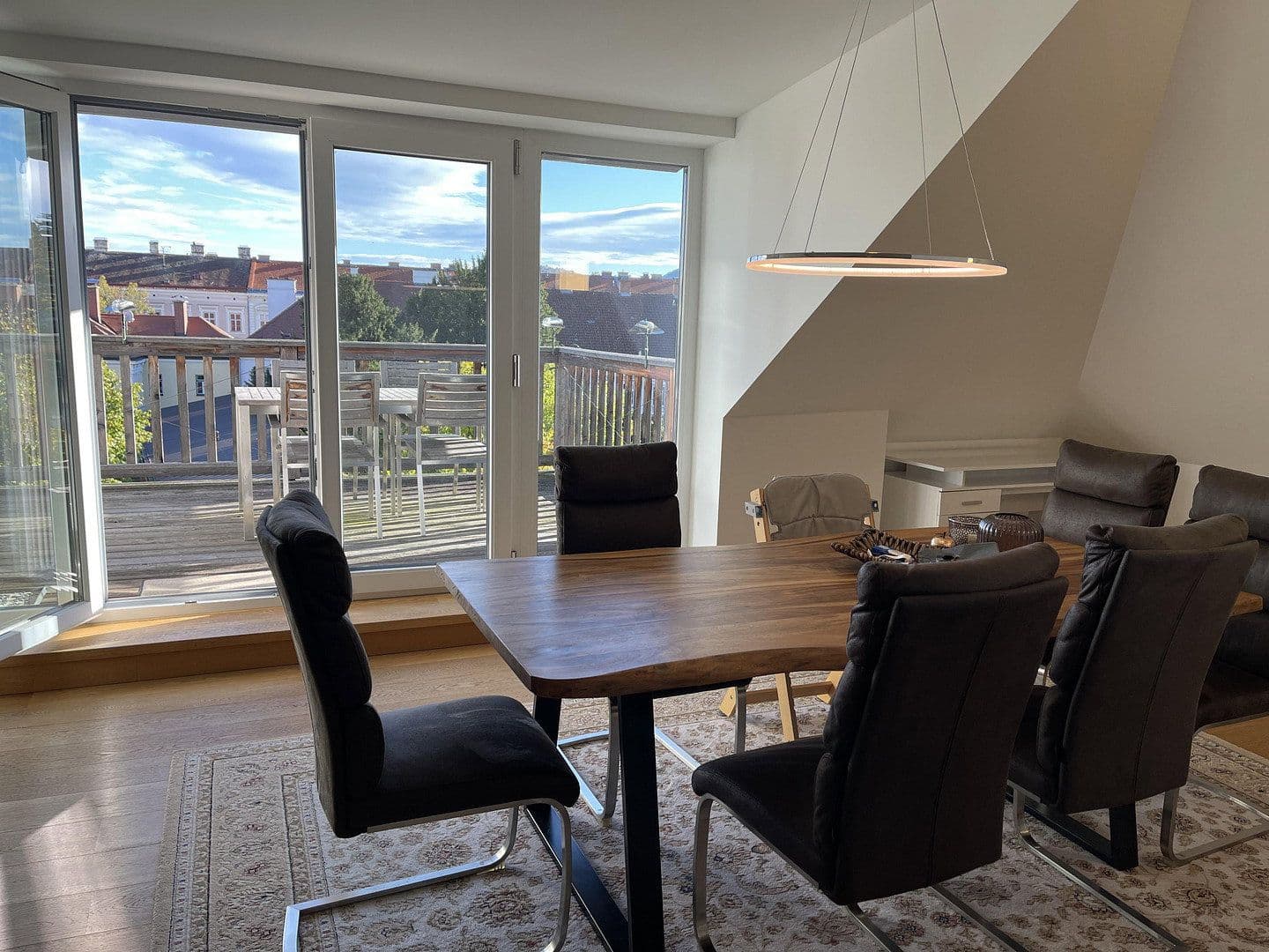 Pronájem bytu 4+1 150 m², Kasernstraße 19a, Krems, Dolní Rakousko Pronájem bytu 4+1 150 m², Kasernstraße 19a, Krems, Dolní Rakousko