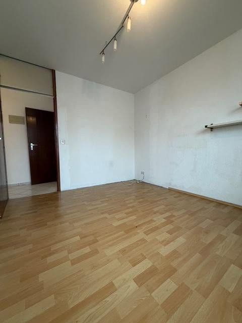 Pronájem bytu 4+1 110 m², Wiesbaden, Hessen Pronájem bytu 4+1 110 m², Wiesbaden, Hessen