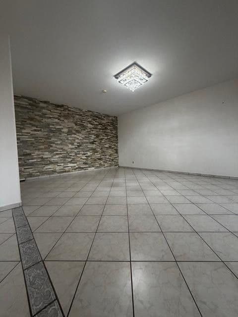 Pronájem bytu 4+1 110 m², Wiesbaden, Hessen Pronájem bytu 4+1 110 m², Wiesbaden, Hessen