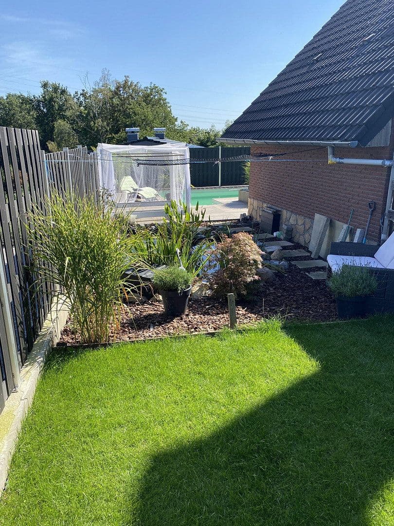 Prodej domu 305 m², pozemek 1.138 m², Hiddenhausen, Severní Porýní-Vestfálsko Prodej domu 305 m², pozemek 1.138 m², Hiddenhausen, Severní Porýní-Vestfálsko