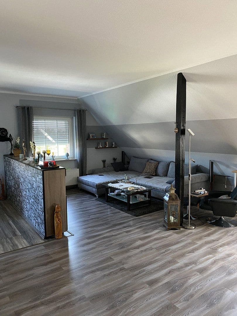 Prodej domu 305 m², pozemek 1.138 m², Hiddenhausen, Severní Porýní-Vestfálsko Prodej domu 305 m², pozemek 1.138 m², Hiddenhausen, Severní Porýní-Vestfálsko