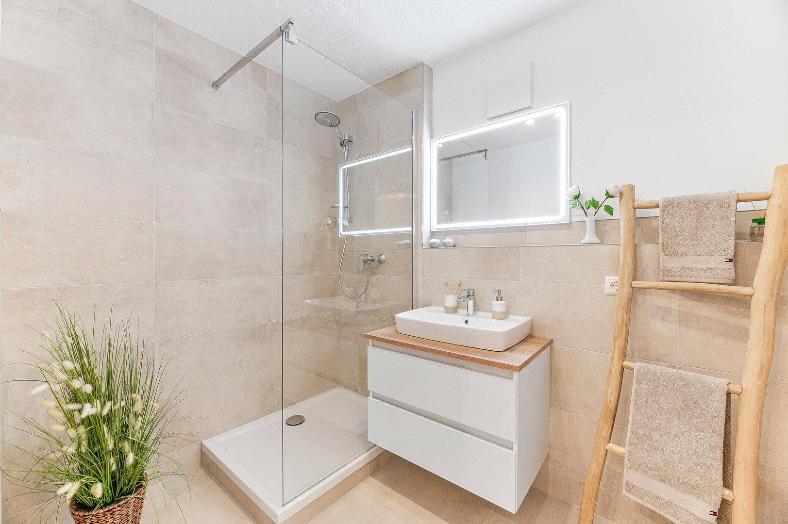 Prodej bytu 3+1 83 m², Ulm, Bádensko-Württembersko Prodej bytu 3+1 83 m², Ulm, Bádensko-Württembersko