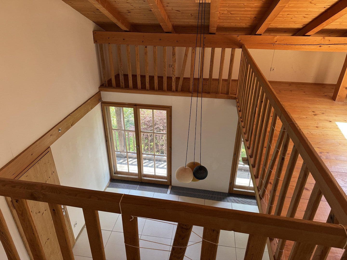 Pronájem domu 200 m², pozemek 250 m², St Bartholomäus-Weg 2, Holzkirchen, Bavorsko Pronájem domu 200 m², pozemek 250 m², St Bartholomäus-Weg 2, Holzkirchen, Bavorsko