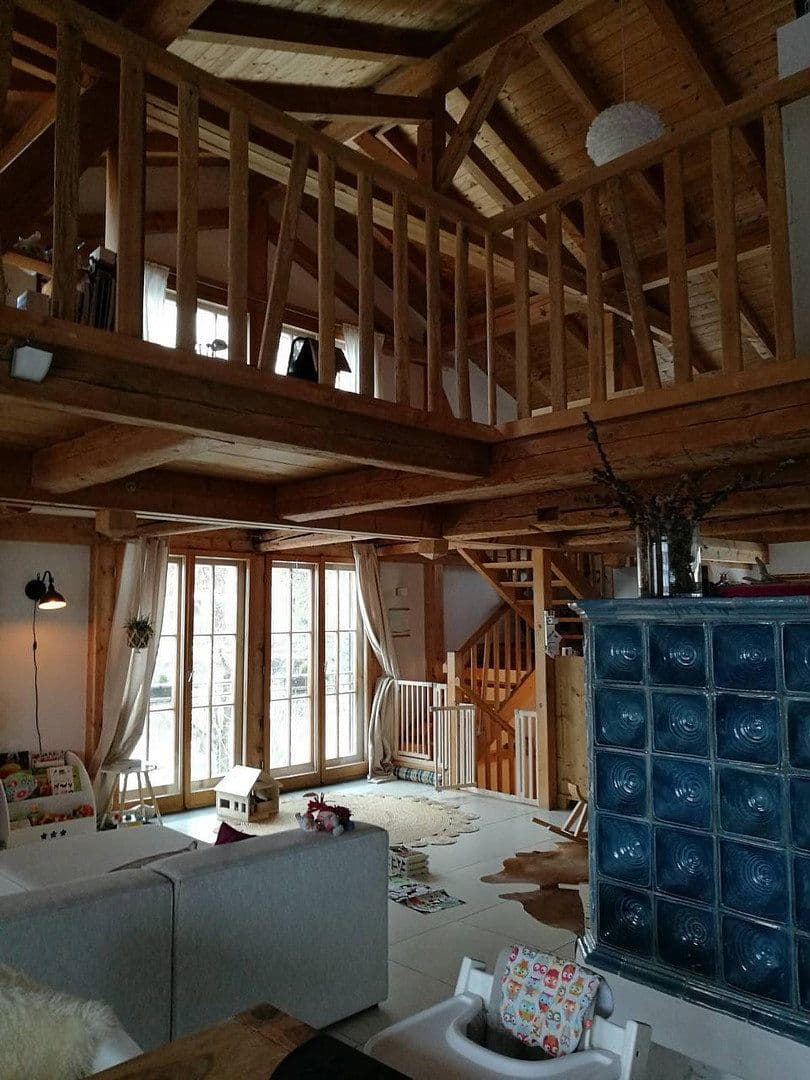 Pronájem domu 200 m², pozemek 250 m², St Bartholomäus-Weg 2, Holzkirchen, Bavorsko Pronájem domu 200 m², pozemek 250 m², St Bartholomäus-Weg 2, Holzkirchen, Bavorsko