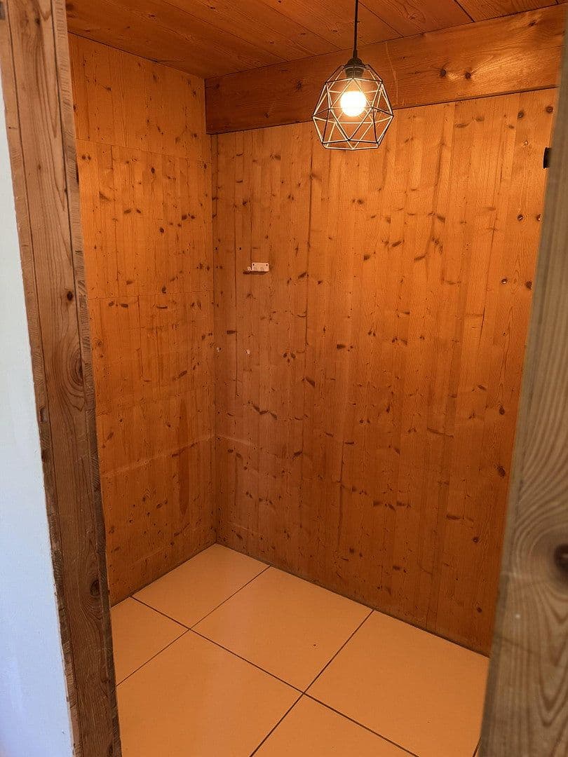 Pronájem domu 200 m², pozemek 250 m², St Bartholomäus-Weg 2, Holzkirchen, Bavorsko Pronájem domu 200 m², pozemek 250 m², St Bartholomäus-Weg 2, Holzkirchen, Bavorsko