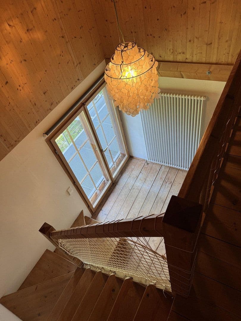 Pronájem domu 200 m², pozemek 250 m², St Bartholomäus-Weg 2, Holzkirchen, Bavorsko Pronájem domu 200 m², pozemek 250 m², St Bartholomäus-Weg 2, Holzkirchen, Bavorsko