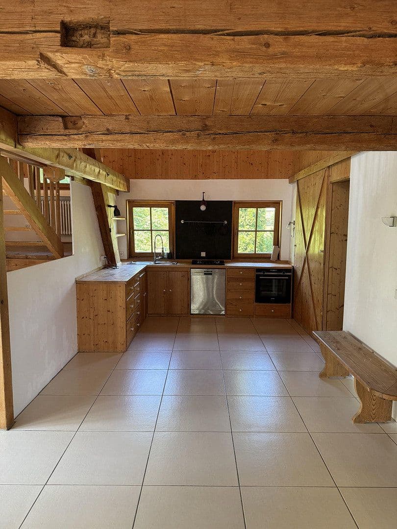 Pronájem domu 200 m², pozemek 250 m², St Bartholomäus-Weg 2, Holzkirchen, Bavorsko Pronájem domu 200 m², pozemek 250 m², St Bartholomäus-Weg 2, Holzkirchen, Bavorsko
