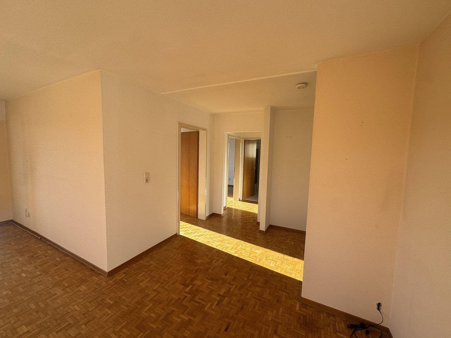 Prodej bytu 4+1 100 m², Alenbergstraße 20, Münsingen, Bádensko-Württembersko Prodej bytu 4+1 100 m², Alenbergstraße 20, Münsingen, Bádensko-Württembersko