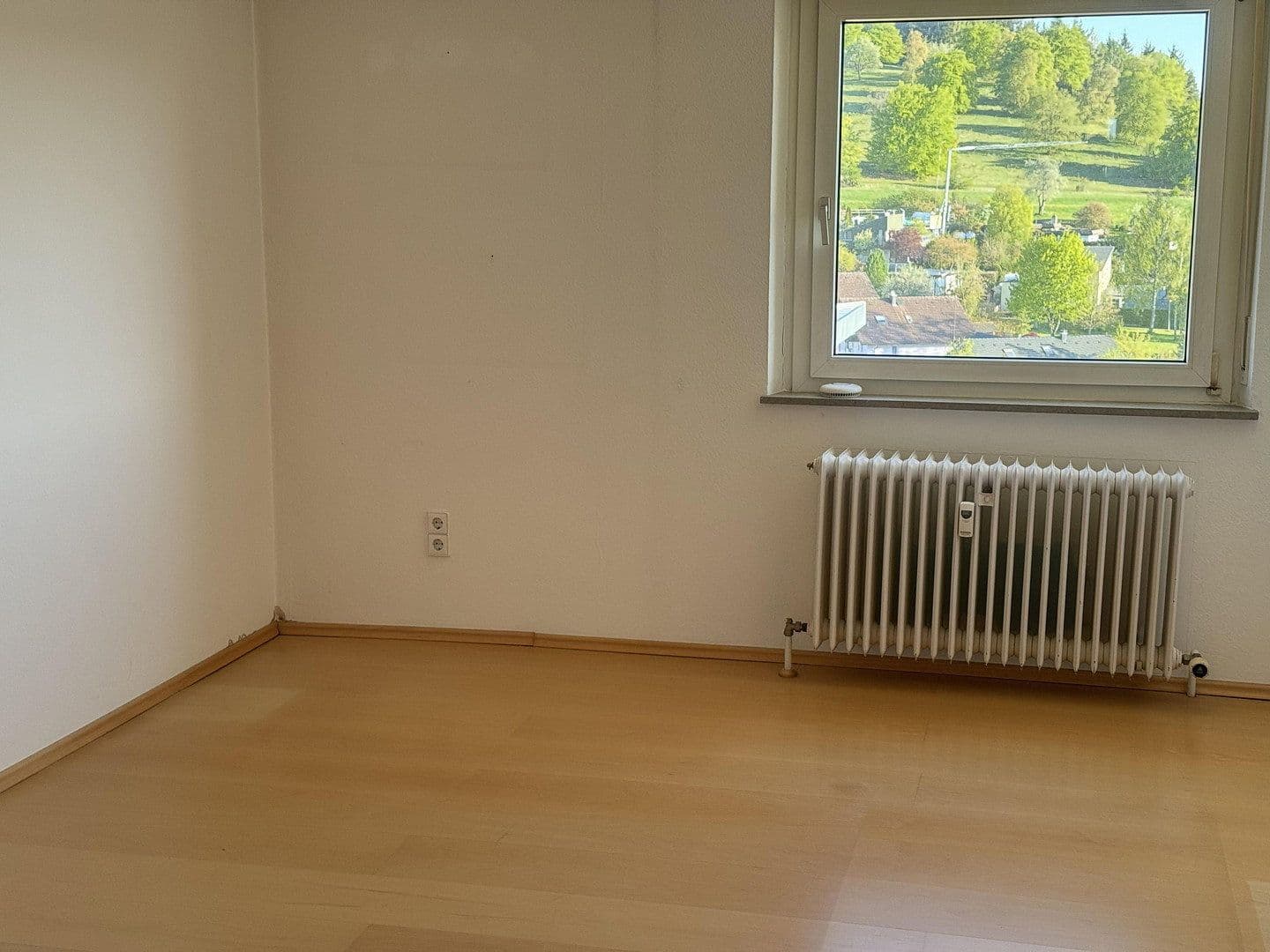 Prodej bytu 4+1 100 m², Alenbergstraße 20, Münsingen, Bádensko-Württembersko Prodej bytu 4+1 100 m², Alenbergstraße 20, Münsingen, Bádensko-Württembersko