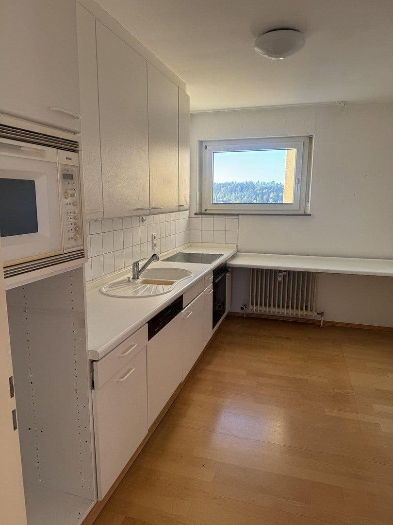 Prodej bytu 4+1 100 m², Alenbergstraße 20, Münsingen, Bádensko-Württembersko Prodej bytu 4+1 100 m², Alenbergstraße 20, Münsingen, Bádensko-Württembersko