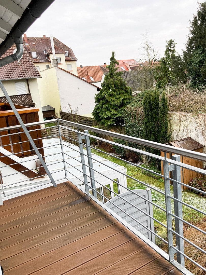 Prodej domu 140 m², pozemek 156 m², Neulußheim, Bádensko-Württembersko Prodej domu 140 m², pozemek 156 m², Neulußheim, Bádensko-Württembersko
