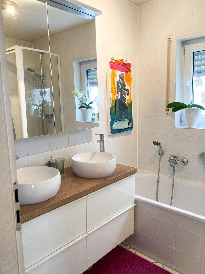 Prodej domu 140 m², pozemek 156 m², Neulußheim, Bádensko-Württembersko Prodej domu 140 m², pozemek 156 m², Neulußheim, Bádensko-Württembersko
