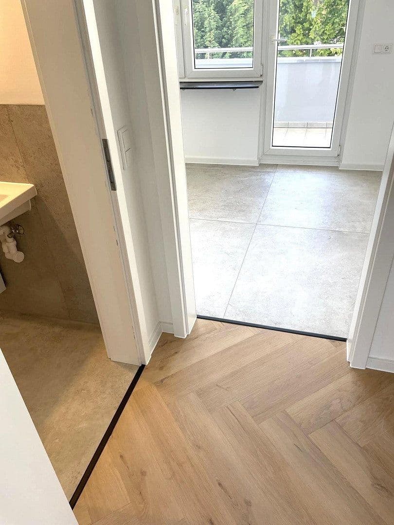 Pronájem bytu 3+1 73 m², Virgiliastraße 23, Essen, Severní Porýní-Vestfálsko Pronájem bytu 3+1 73 m², Virgiliastraße 23, Essen, Severní Porýní-Vestfálsko