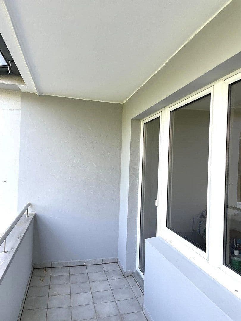 Pronájem bytu 3+1 73 m², Virgiliastraße 23, Essen, Severní Porýní-Vestfálsko Pronájem bytu 3+1 73 m², Virgiliastraße 23, Essen, Severní Porýní-Vestfálsko