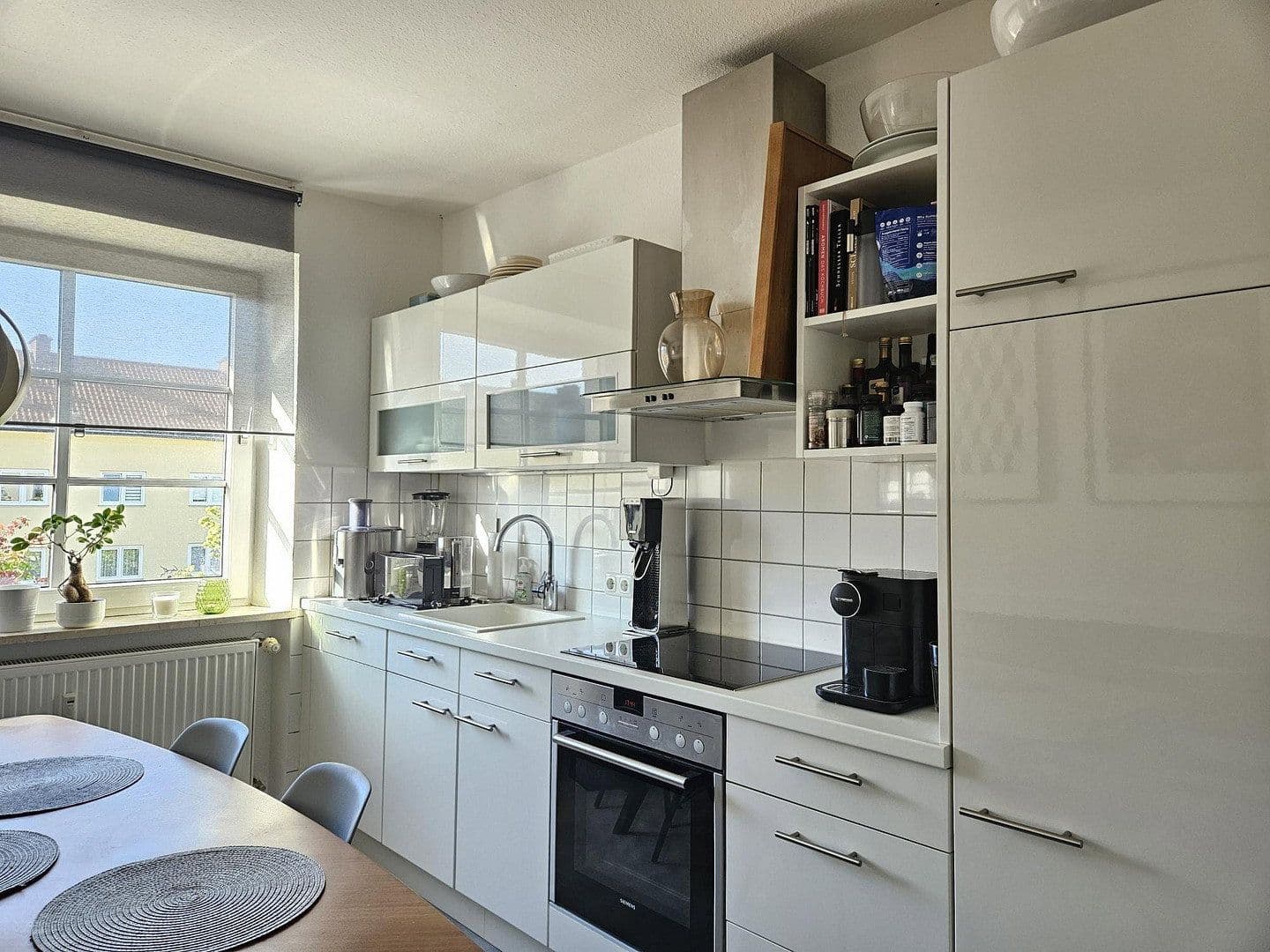 Pronájem bytu 2+1 63 m², Naupliastraße 25, München, Bavorsko Pronájem bytu 2+1 63 m², Naupliastraße 25, München, Bavorsko