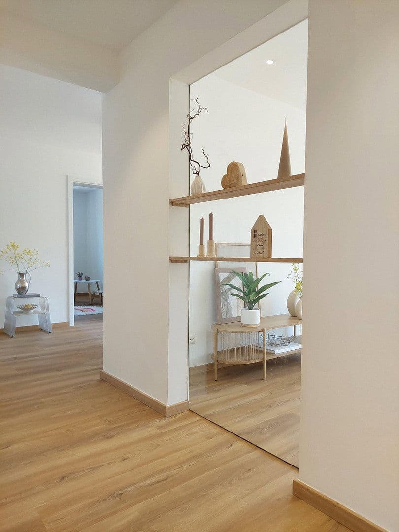 Prodej bytu 4+kk 93 m², Leonberg, Bádensko-Württembersko Prodej bytu 4+kk 93 m², Leonberg, Bádensko-Württembersko
